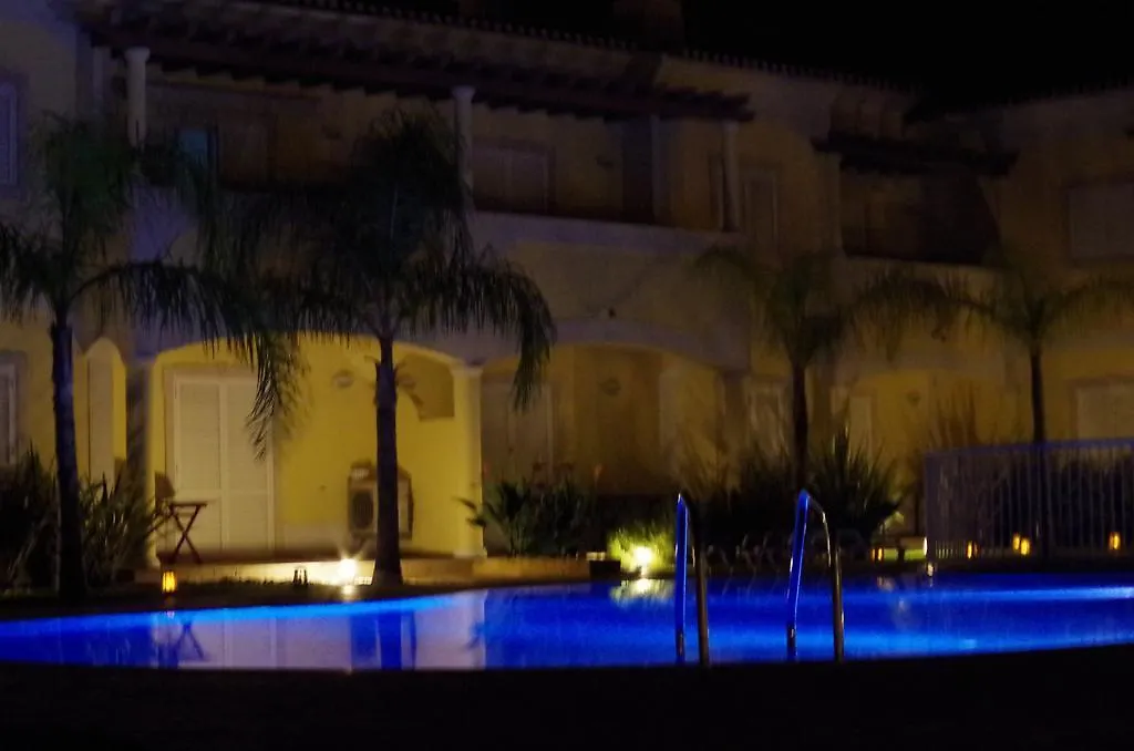 Holiday @ Poolside Albufeira
